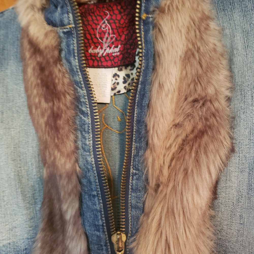 Baby Phat Y2K Blue Denim Jacket with Taupe Faux Fur Trim, RARE Item! - Picture 5 of 13